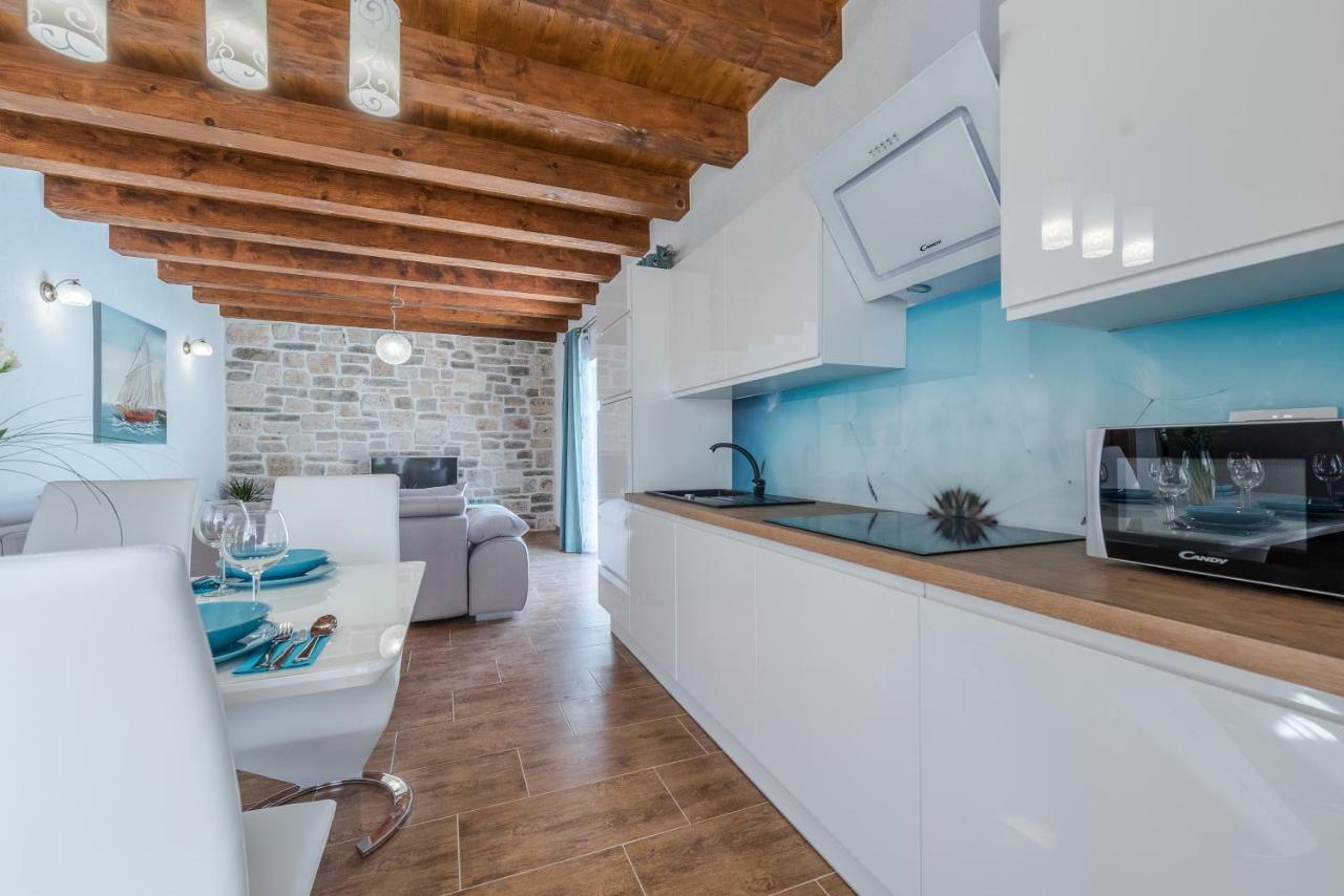 Villa Delozija Sukošan Екстериор снимка