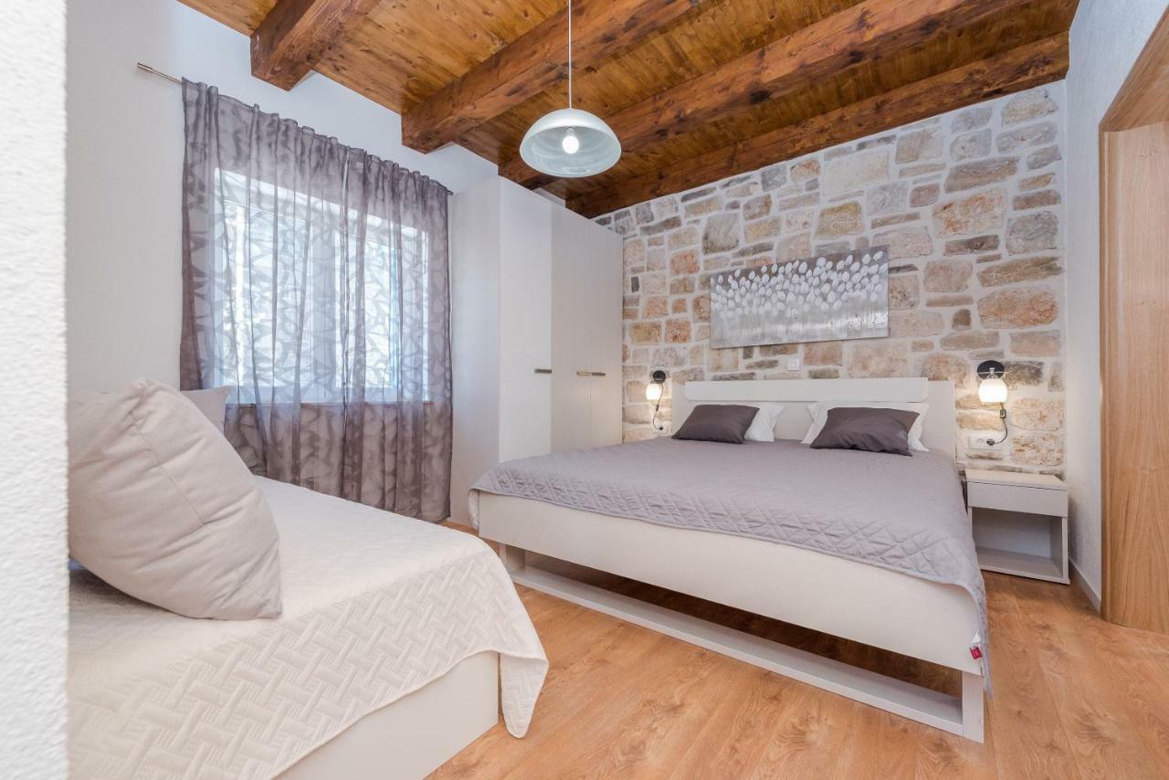 Villa Delozija Sukošan Екстериор снимка