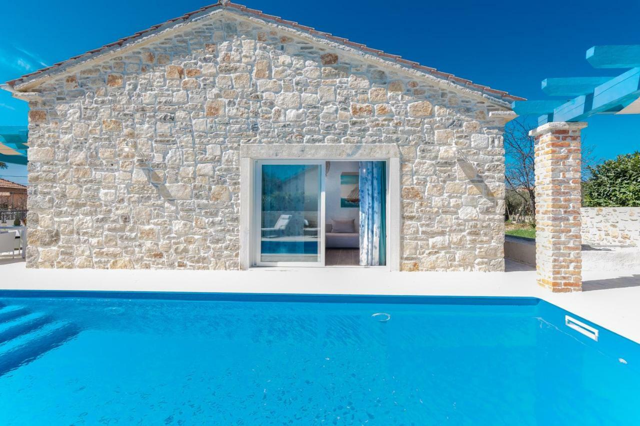 Villa Delozija Sukošan Екстериор снимка