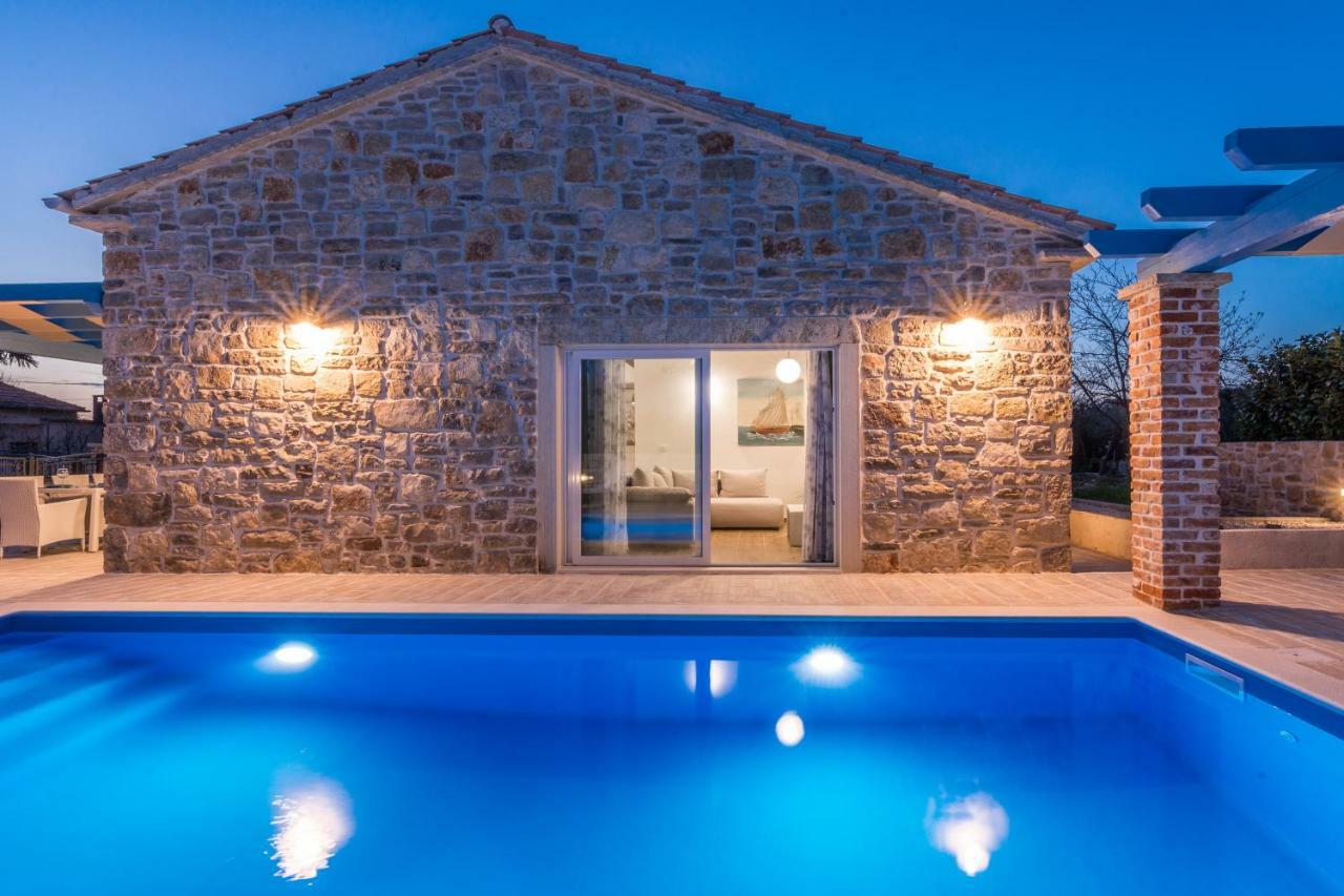 Villa Delozija Sukošan Екстериор снимка